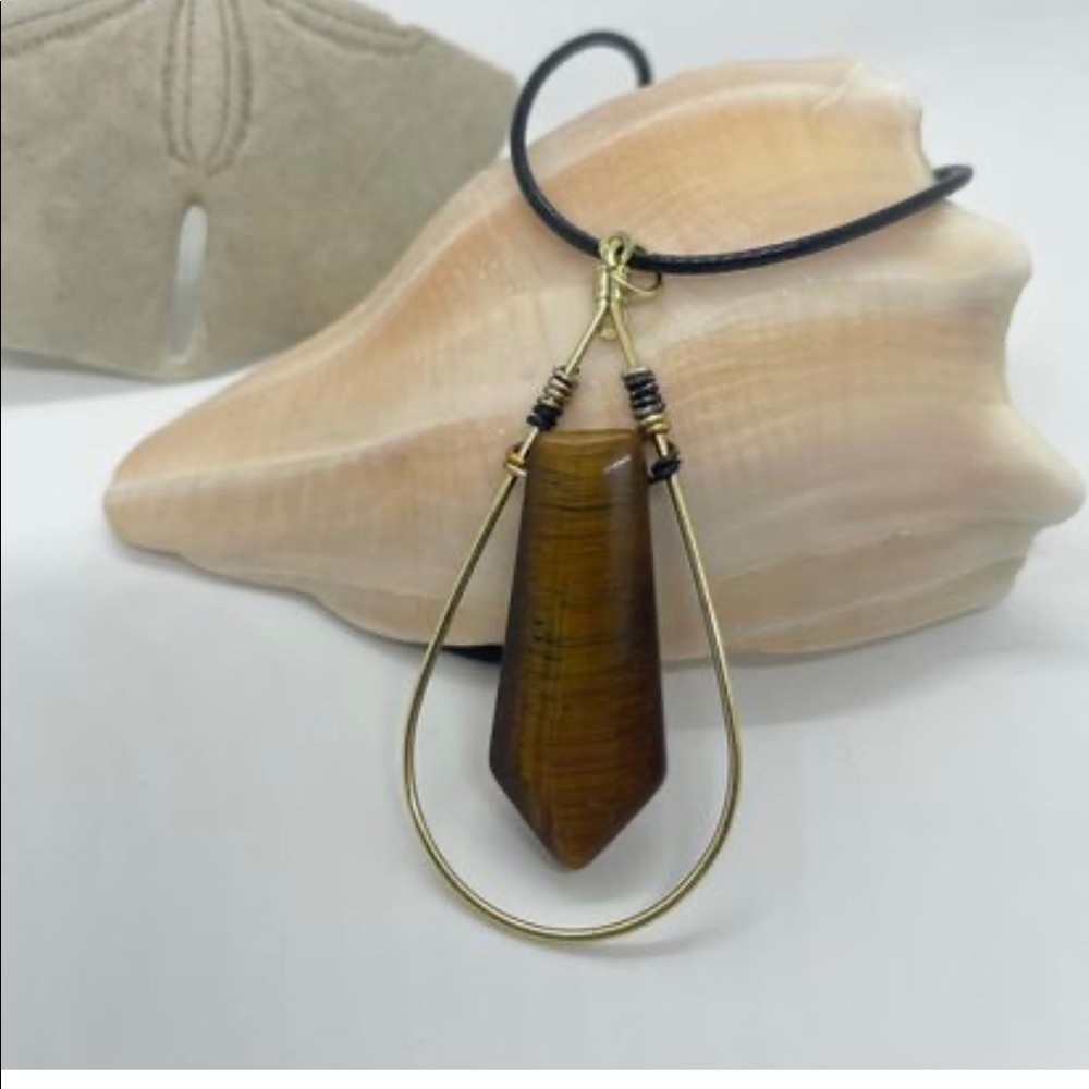 Tigers eye necklace pendant